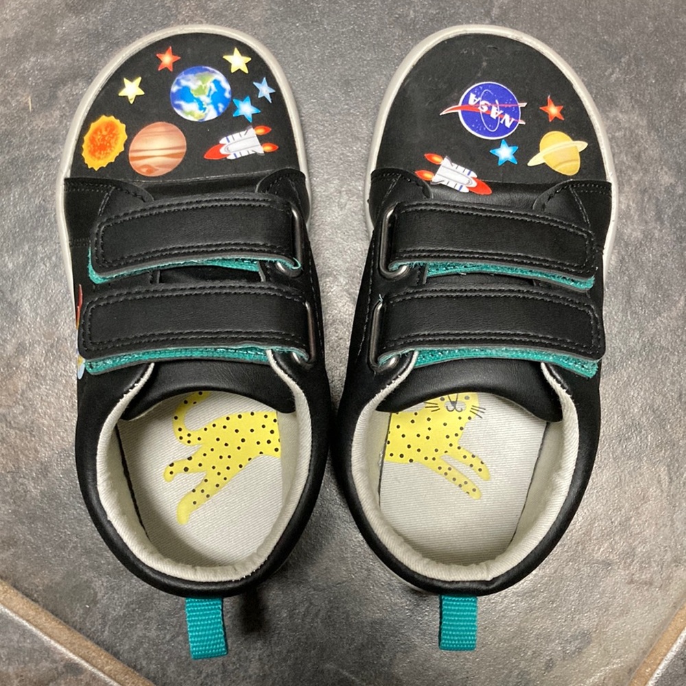 Ten Little Black Shoes size 12